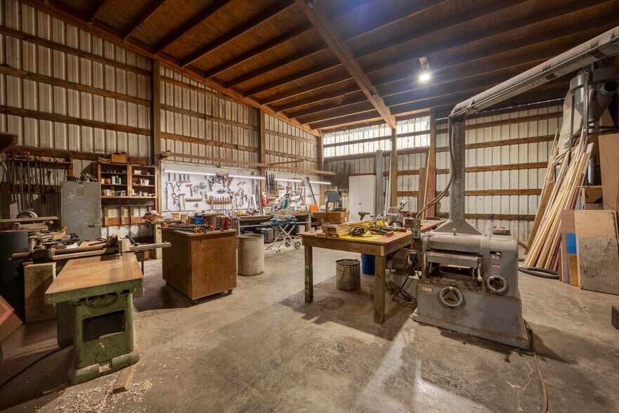 More Photos Of 5262 Yaquina Bay Rd, Newport Marina For Sale