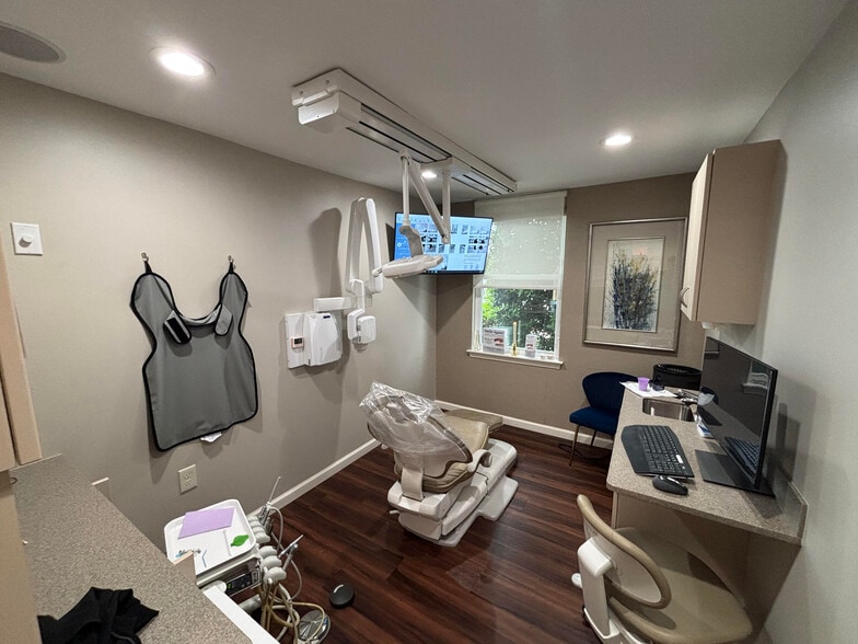 More Photos Of 340 Egg Harbor Rd, Sewell Medical For Sale