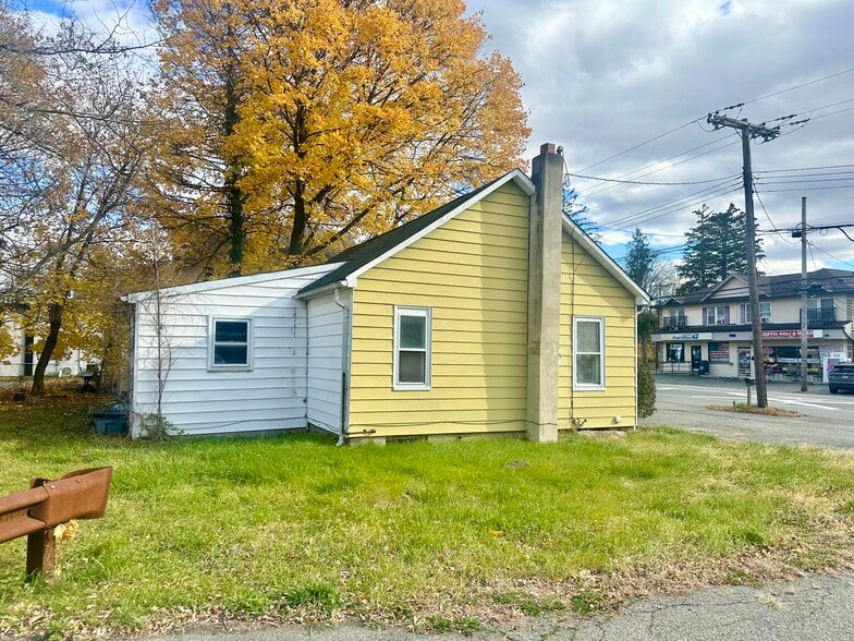 More Photos Of 717 Route 46, Kenvil Storefront Retail Office For Lease