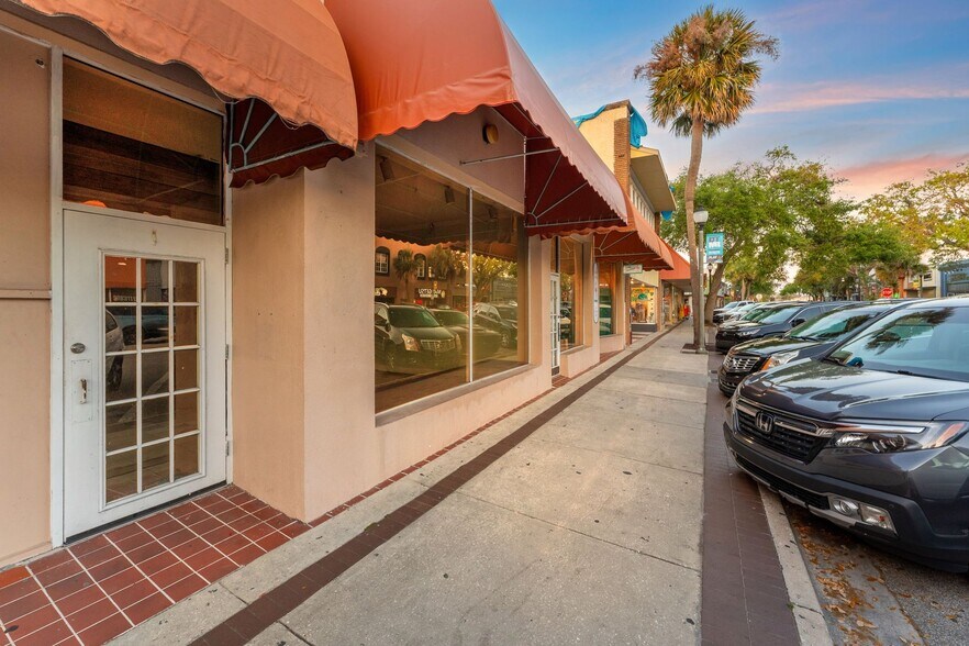 More Photos Of 820 E New Haven Ave, Melbourne Unknown For Lease