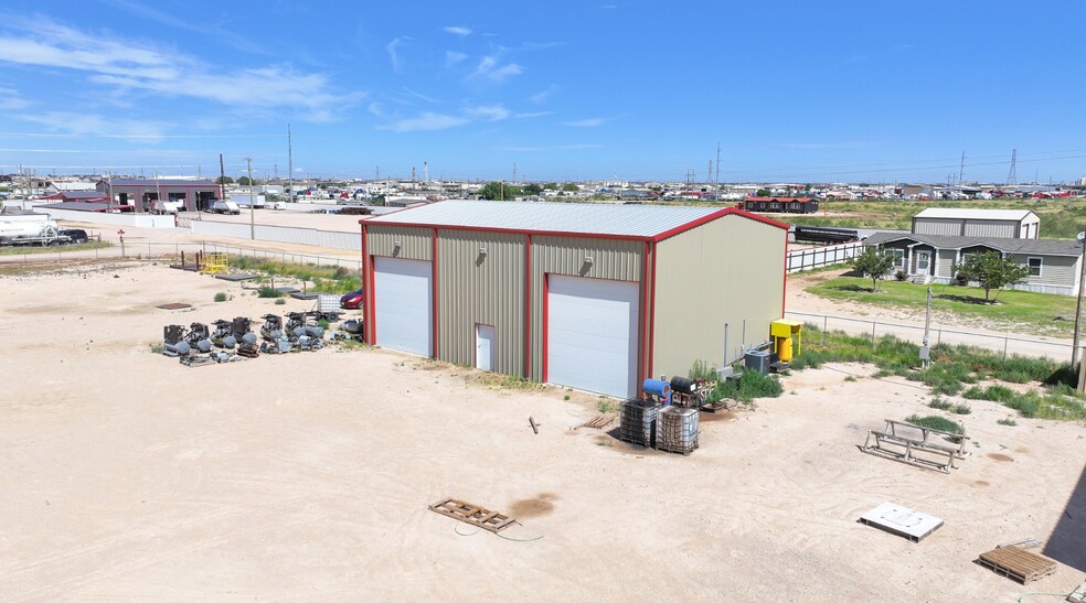 More Photos Of 509 Madrid Rd, Odessa Industrial For Sale