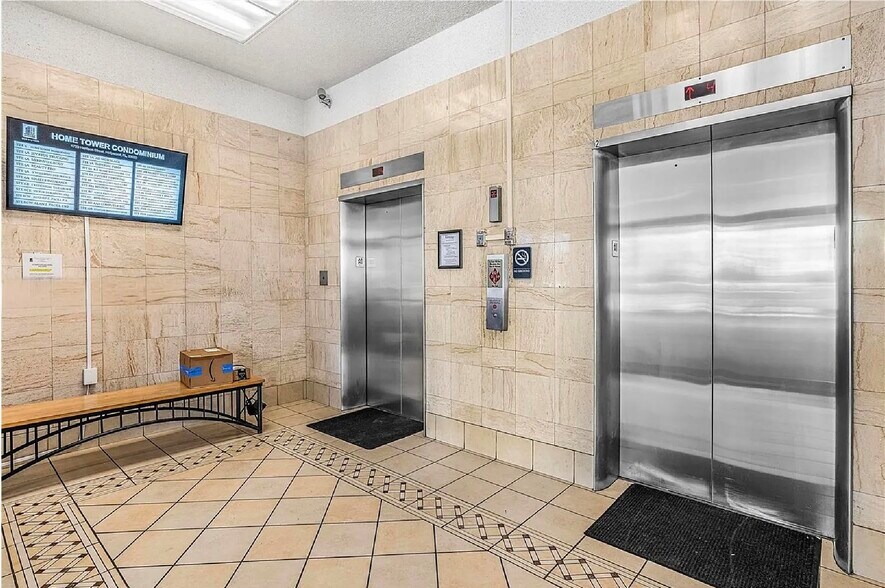 More Photos Of 1720 Harrison St, Hollywood Office Residential For Sale