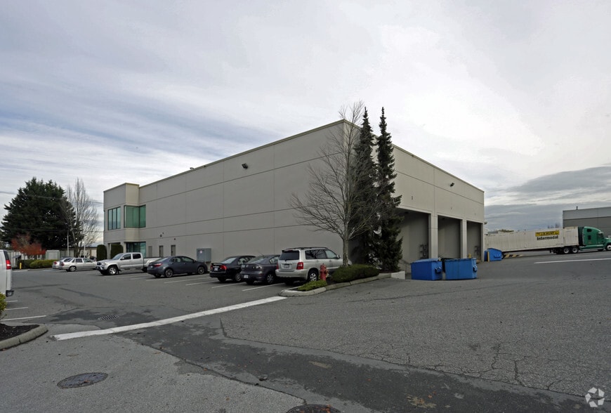 More Photos Of 19272 96th Ave, Surrey Service For Lease