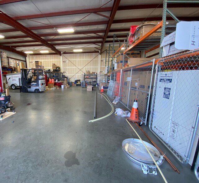 More Photos Of 1236 Woodland Ave, Modesto Warehouse For Lease