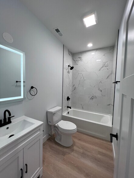 More Photos Of 2842 W 23rd St, Chicago Apartments For Sale