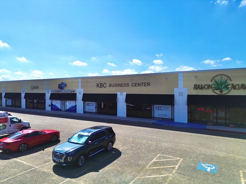 More Photos Of 2511-2513 Buddy Owens Blvd, McAllen Health Club For Lease