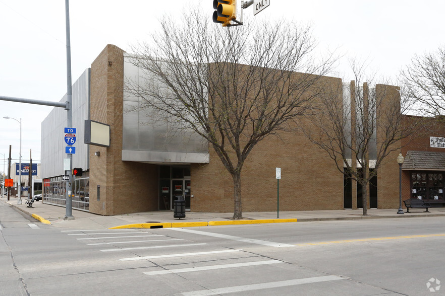 Primary Photo Of 220 W Main St, Sterling Office For Sale