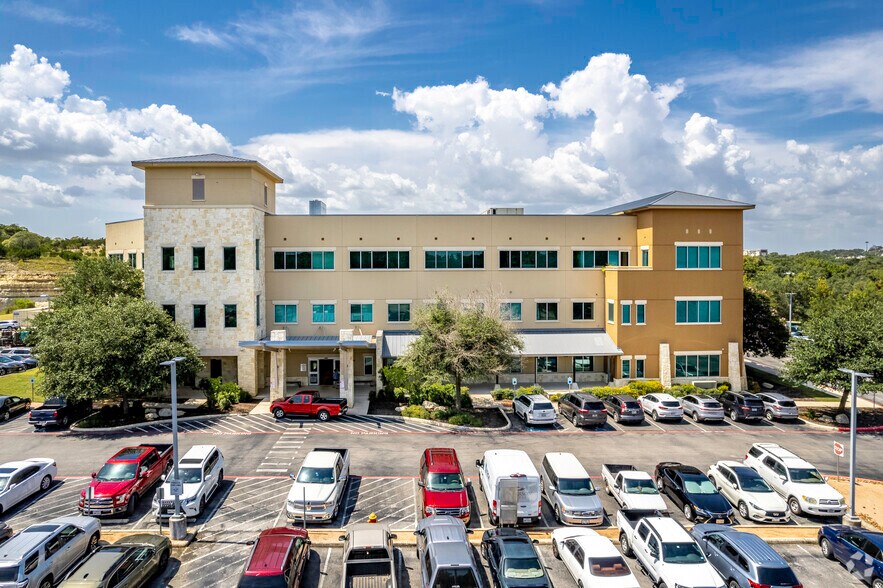 More Photos Of 134 Menger Springs, Boerne Medical For Lease