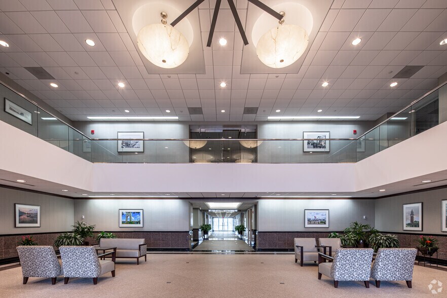 More Photos Of 270 Davidson Ave, Somerset Office For Lease