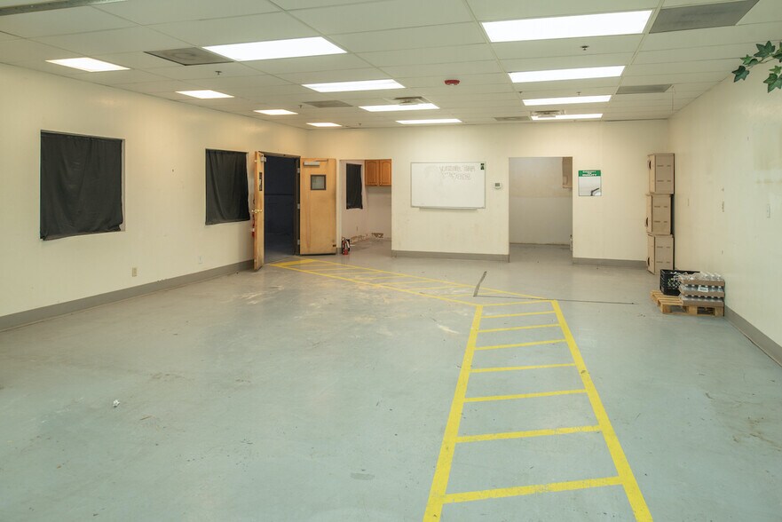 255 Bell St, Reno, NV 89503 Industrial For Lease