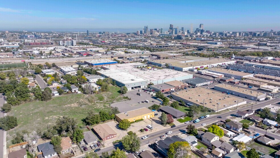 More Photos Of 2737 W 2nd Ave, Denver Warehouse For Lease