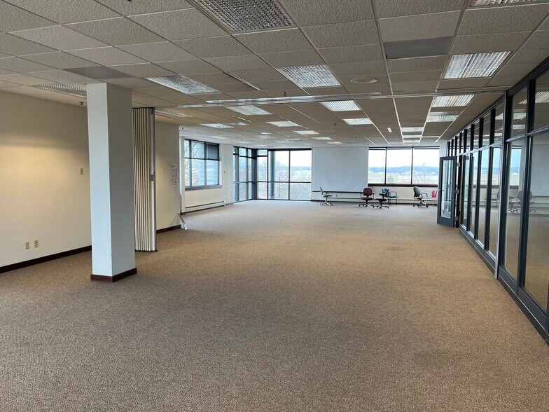 More Photos Of 2917 International Ln, Madison Office For Lease