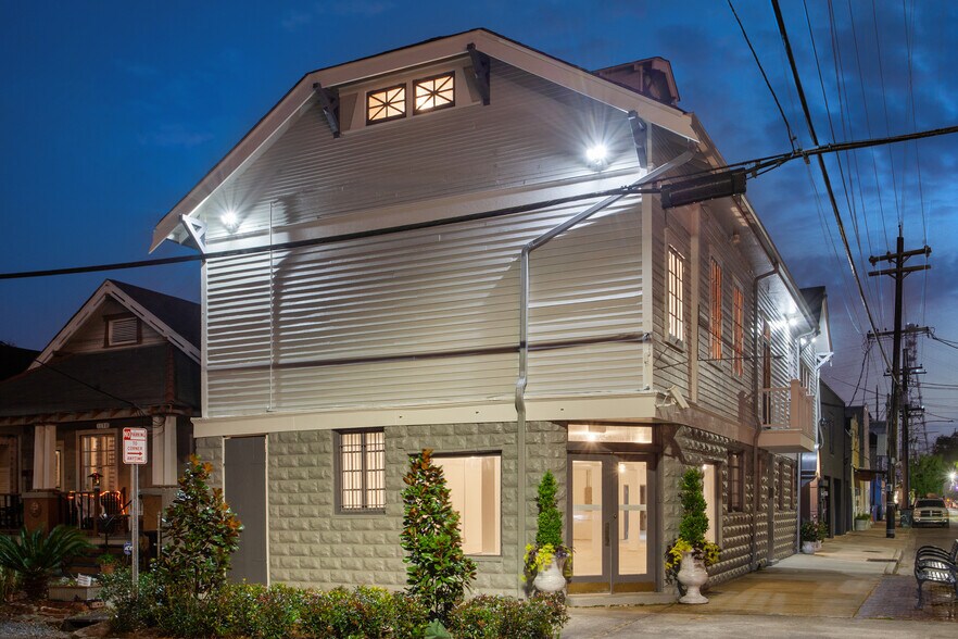 More Photos Of 8500 Oak St, New Orleans Storefront Retail Office For Sale