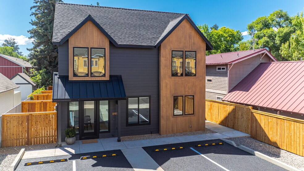 Primary Photo Of 127 NW Broadway St, Bend Apartments For Sale