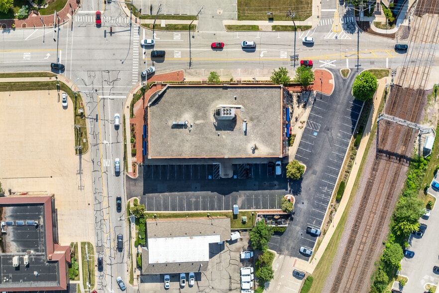 More Photos Of 0S050 Winfield Rd, Winfield Storefront Retail Office For Lease