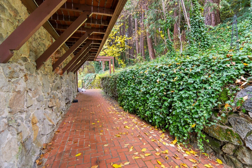 More Photos Of 107 Sacramento St, Nevada City Restaurant For Sale