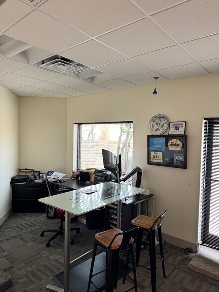 More Photos Of 7550 E Main St, Scottsdale Loft Creative Space For Lease