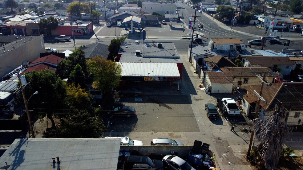 More Photos Of 1517-1519 Firestone Blvd, Los Angeles Storefront For Sale