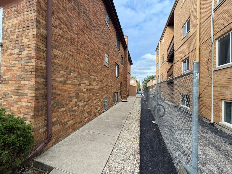 More Photos Of 14 N Martha St, Lombard Multifamily For Sale