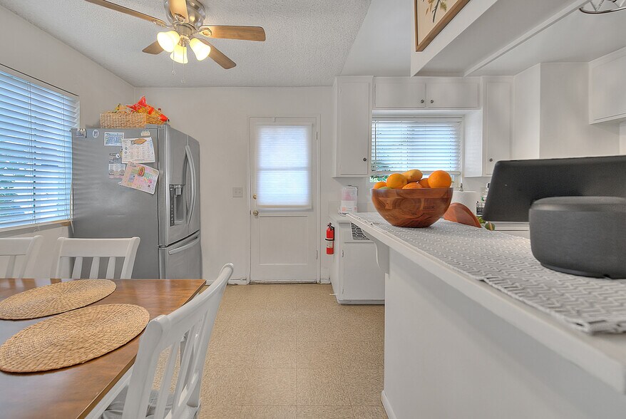 More Photos Of 275-299 Monte Vista St, La Habra Apartments For Sale