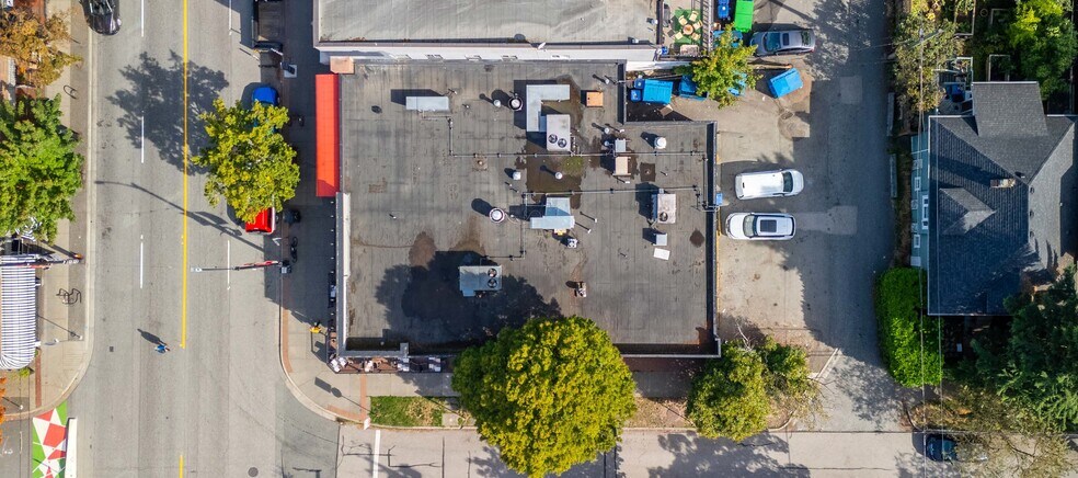 More Photos Of 1350 Commercial Dr, Vancouver Storefront For Sale