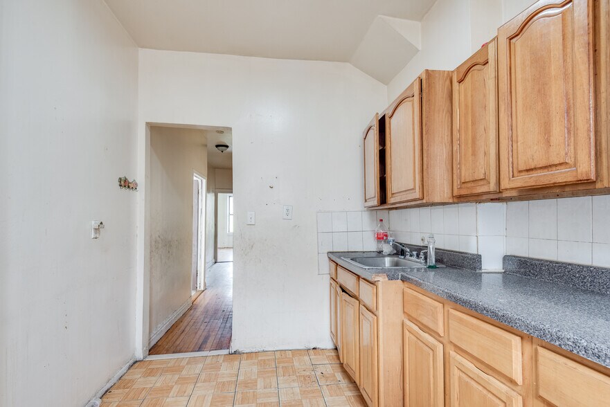 More Photos Of 1395 Flatbush Ave, Brooklyn Storefront Retail Residential For Sale