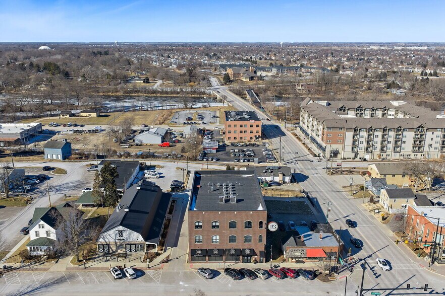 More Photos Of 113 Main St, Oswego Medical For Sale