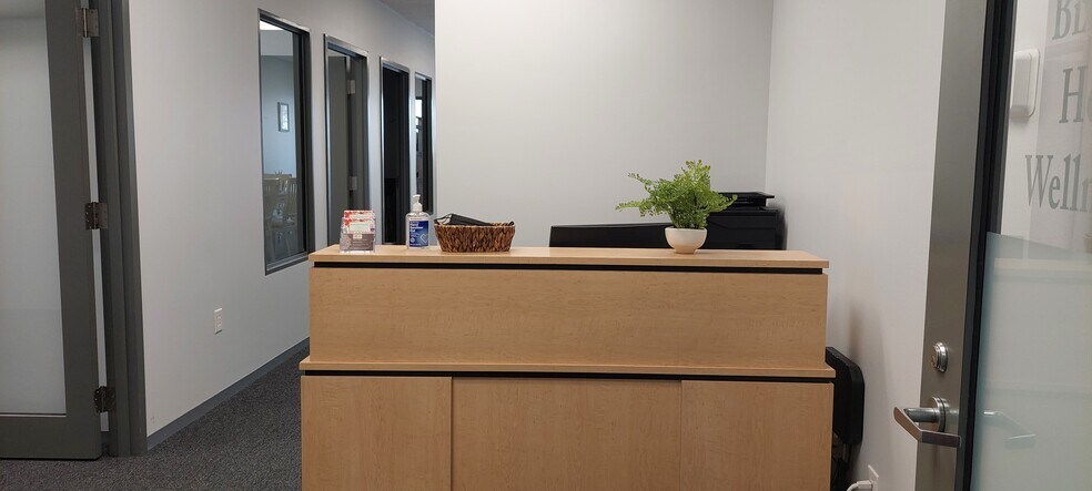 More Photos Of 100 Cummings Ctr, Beverly Office For Lease