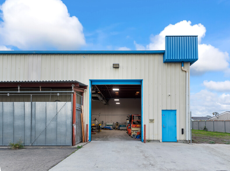 More Photos Of 894 Faulstich Ct, San Jose Warehouse For Sale