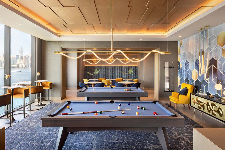 More Photos Of 60 Wharf Dr, Brooklyn Apartments For Lease