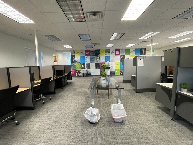 More Photos Of 1365 W Business Park Dr, Orem Office For Lease