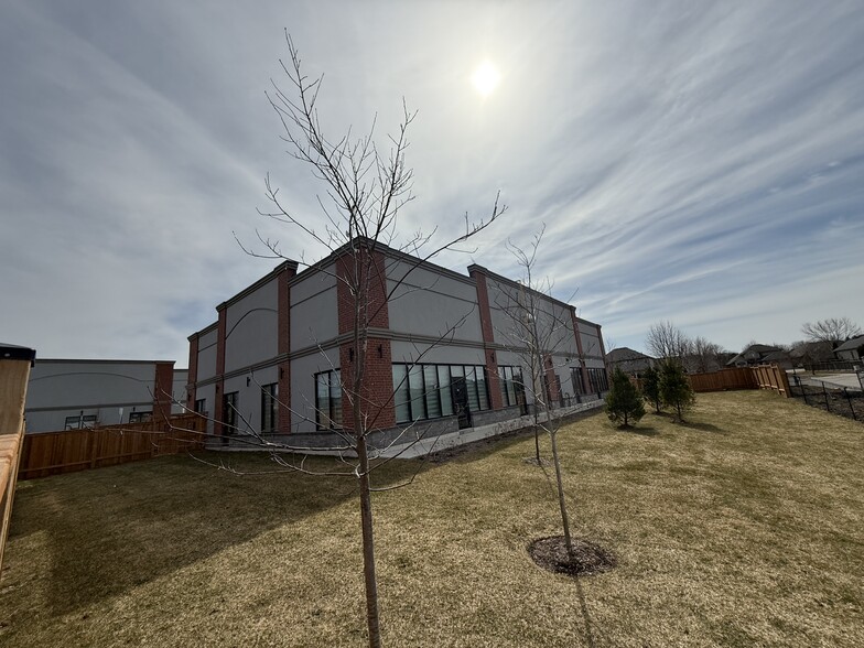 More Photos Of 2146 Kains Rd, London Freestanding For Sale