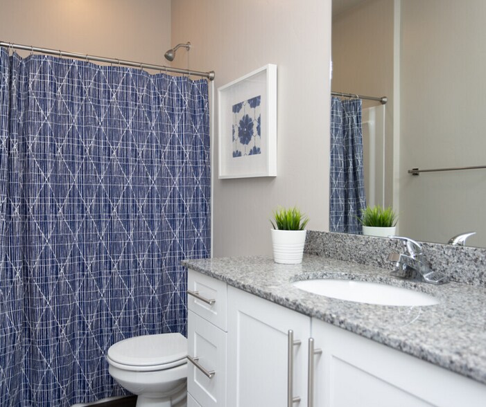 More Photos Of 624 E 300 N, Vineyard Multifamily For Sale