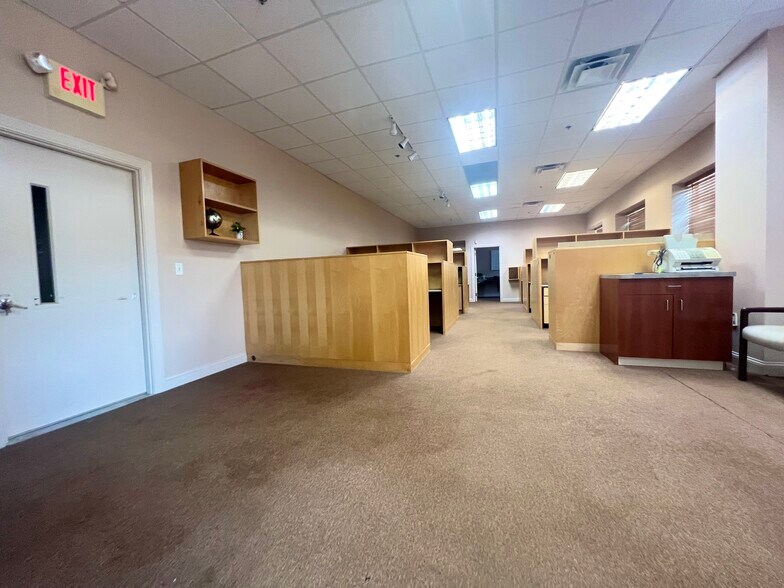 More Photos Of 27-31 Privet St, Pawtucket Manufacturing For Sale