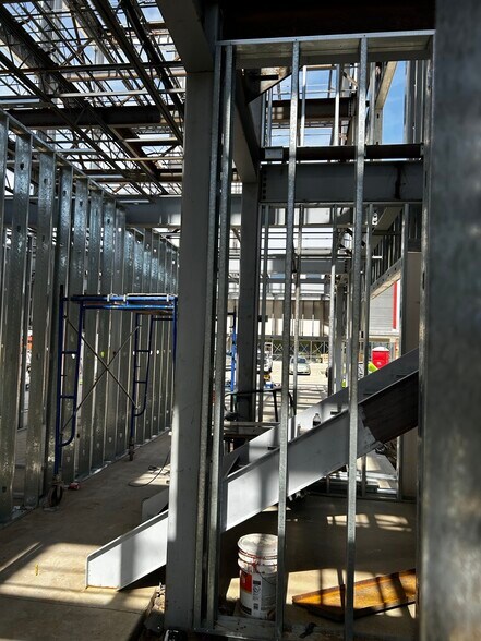 More Photos Of 851 N Central, McKinney Medical For Sale