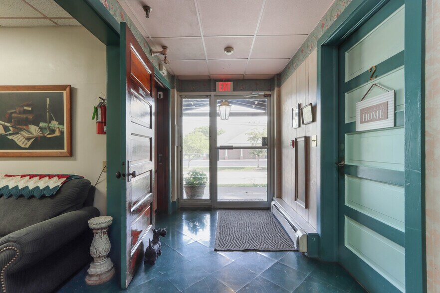 More Photos Of 109 W Lake St, Waupaca Healthcare For Sale