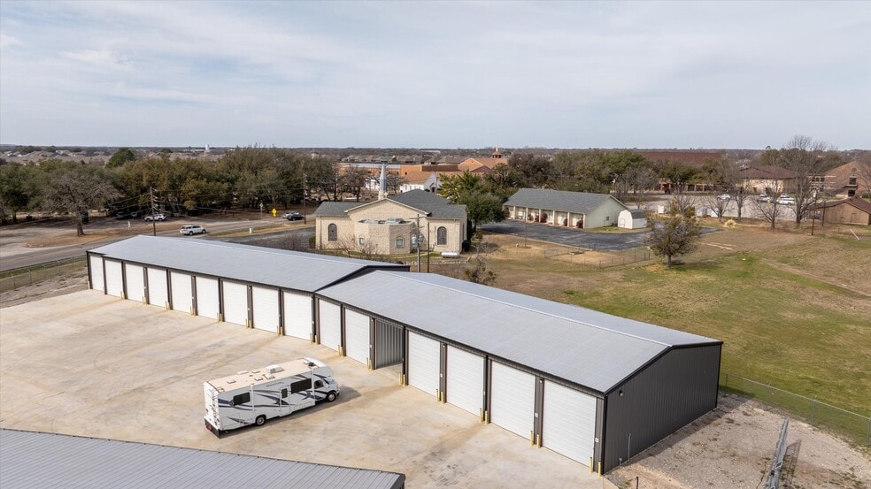 More Photos Of 3631 Fall Creek Hwy, Granbury Self Storage For Sale