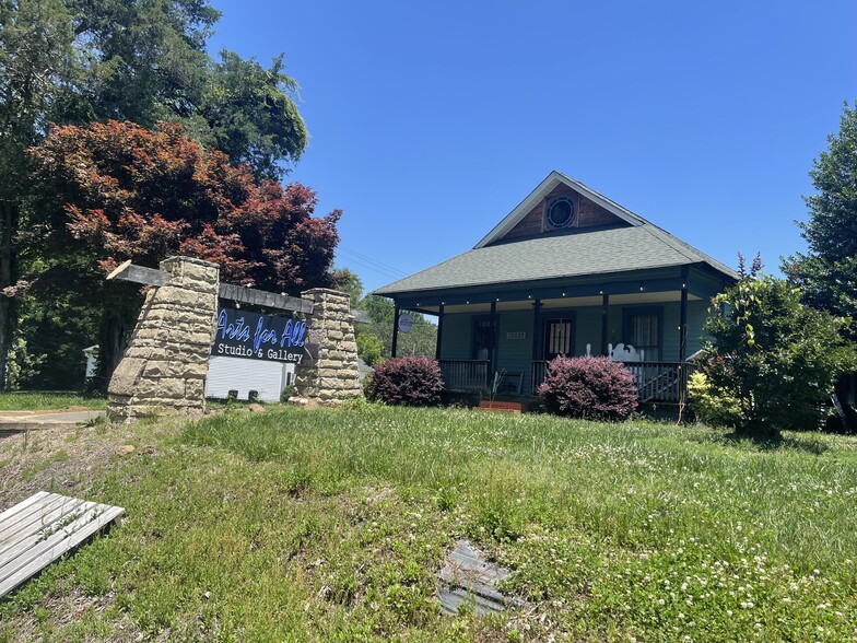 13532 Old Statesville Rd  