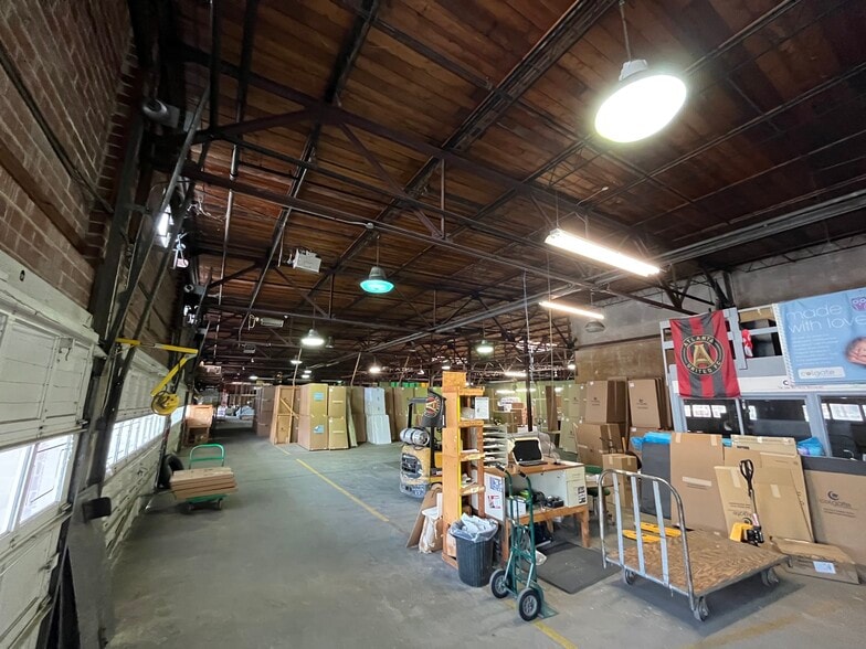 More Photos Of 220 Pearl St SE, Atlanta Light Manufacturing For Sale