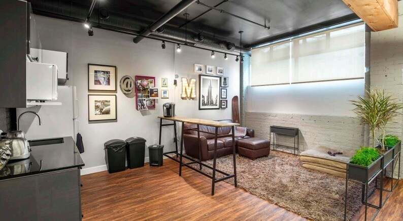 More Photos Of 80 Sherbourne St, Toronto Apartments For Sale