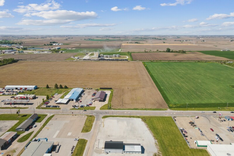 More Photos Of 214 S Airport Rd, Washington General Retail For Sale