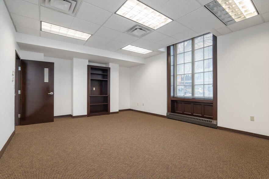 More Photos Of 19 Dove St, Albany Coworking Space