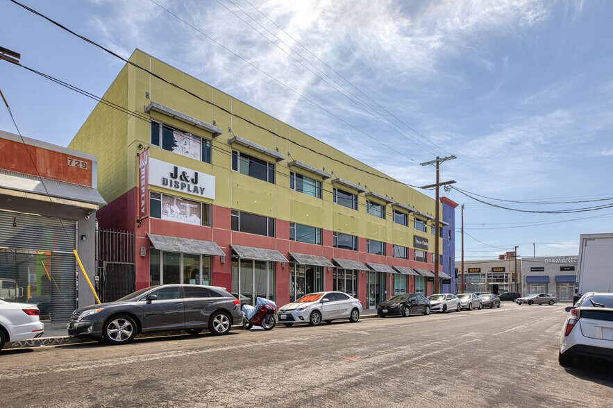 Primary Photo Of 921 Crocker St, Los Angeles Storefront Retail Office For Sale