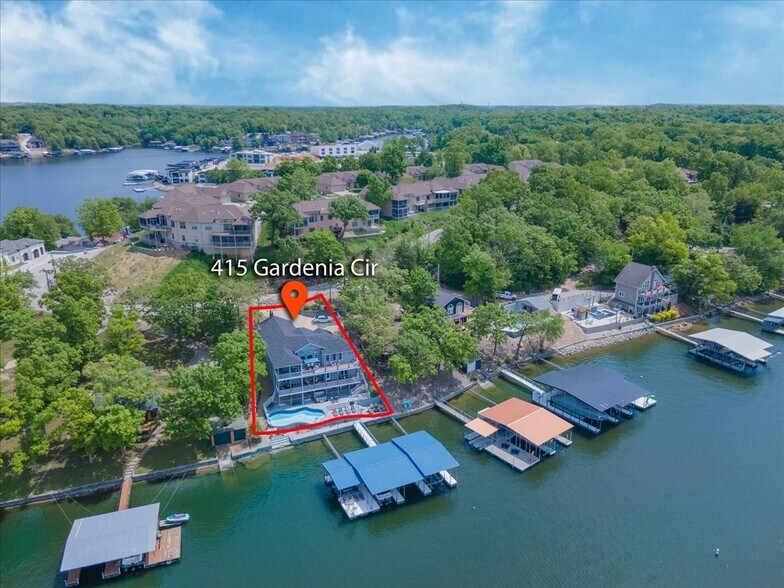 More Photos Of 415 Gardenia Cir, Sunrise Beach Hospitality For Sale