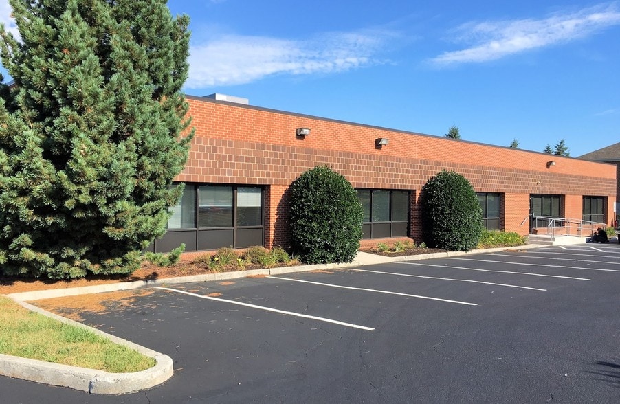 Primary Photo Of 2404 Park Dr, Harrisburg Office For Sale