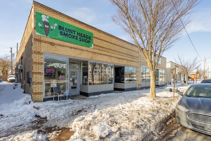 More Photos Of 2078-2080 S Taylor Rd, Cleveland Storefront For Sale