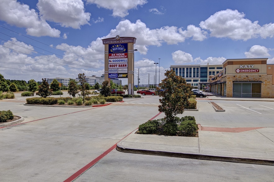 More Photos Of 24401-24811 Katy Fwy, Katy Unknown For Lease