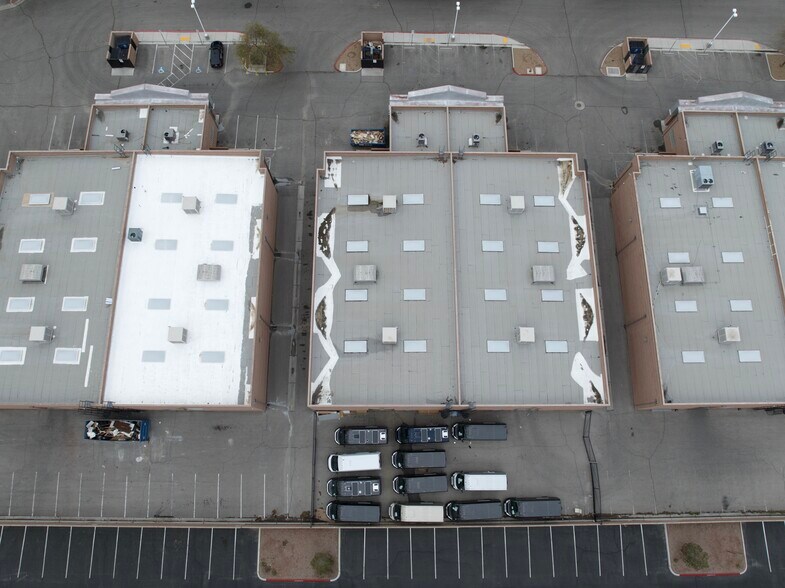 More Photos Of 2769 N Lamb Blvd, Las Vegas Warehouse For Lease