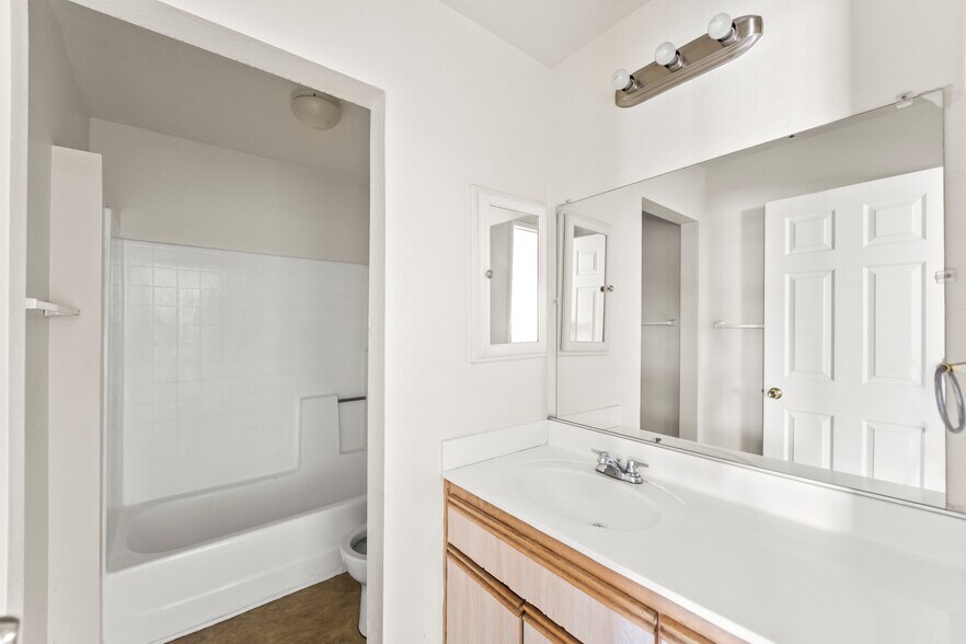 More Photos Of 13112 Hadley St, Whittier Office Residential For Sale