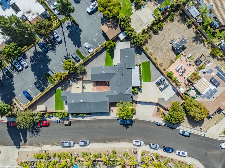 More Photos Of 5590 Shasta Ln, La Mesa Apartments For Sale
